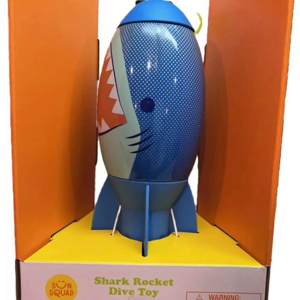 NWT Sun Squad Shark Rocket Dive Toy -5+